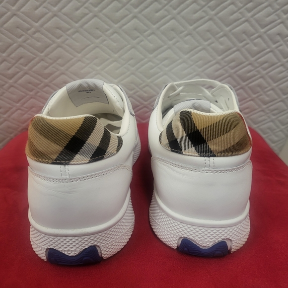 Burberry Terrace Check Sneakers - Picture 3 of 16